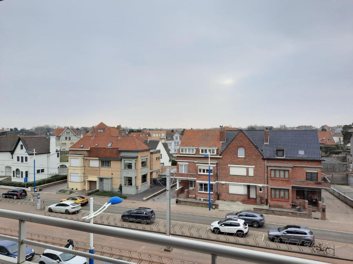 Apartamento Premium Holidays - Charming Studio Sparrow Near The Beach Of Koksijde Exterior foto