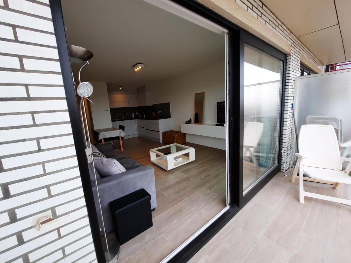 Apartamento Premium Holidays - Charming Studio Sparrow Near The Beach Of Koksijde Exterior foto